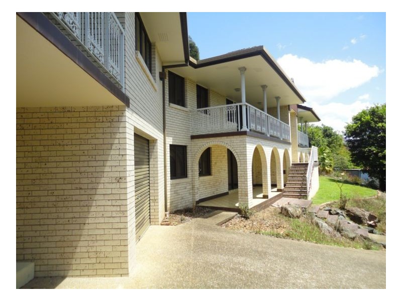 Mount Ommaney QLD 4074