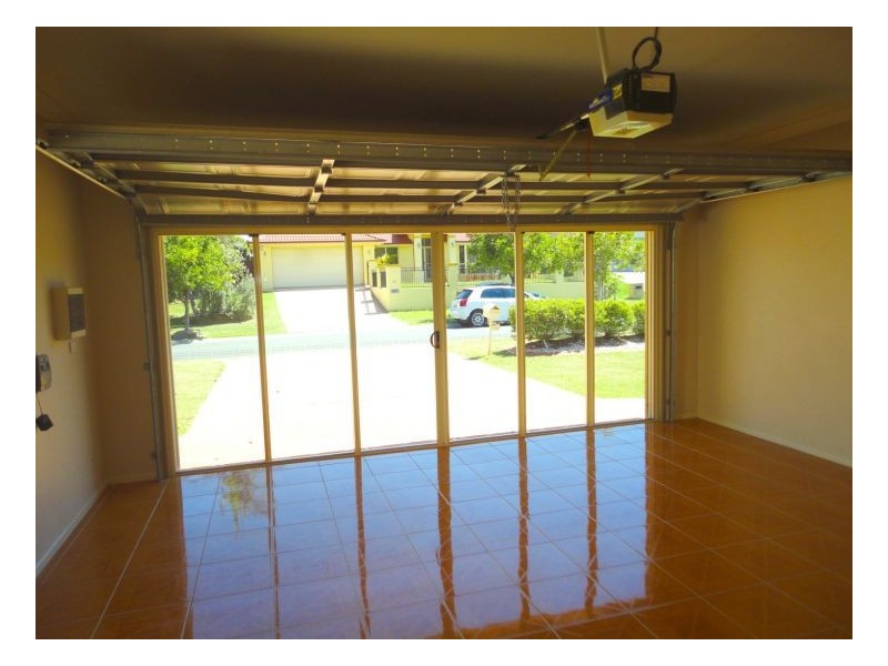 Sinnamon Park QLD 4073