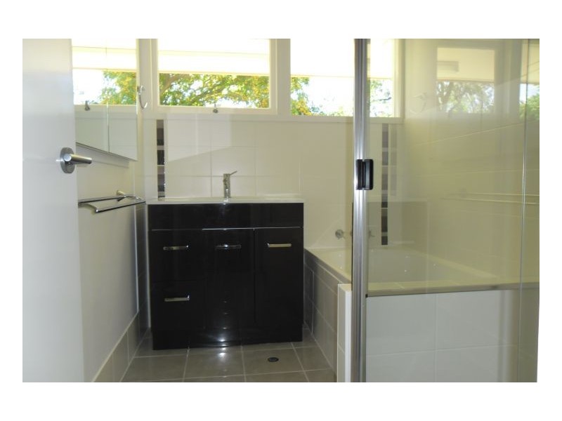 Jindalee QLD 4074