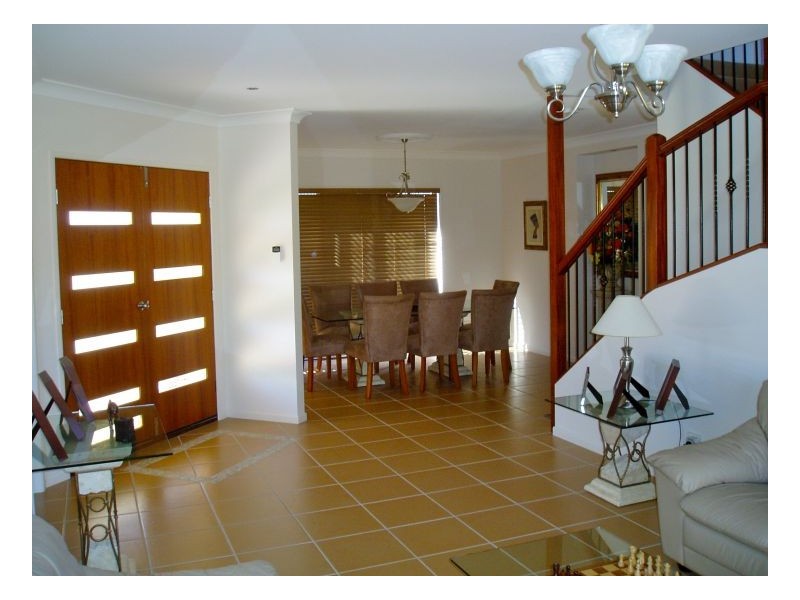 Sinnamon Park QLD 4073