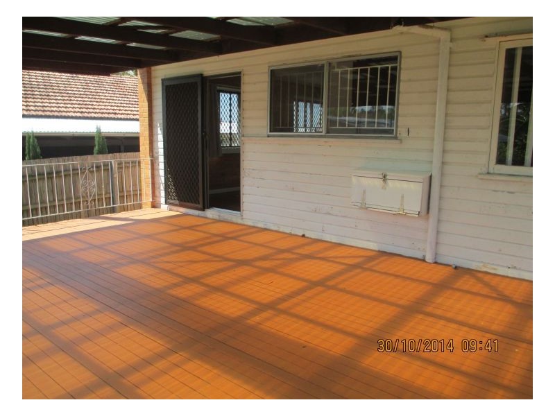 11 BURRENDAH ROAD, Jindalee QLD 4074