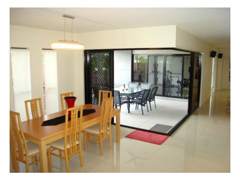 Sinnamon Park QLD 4073