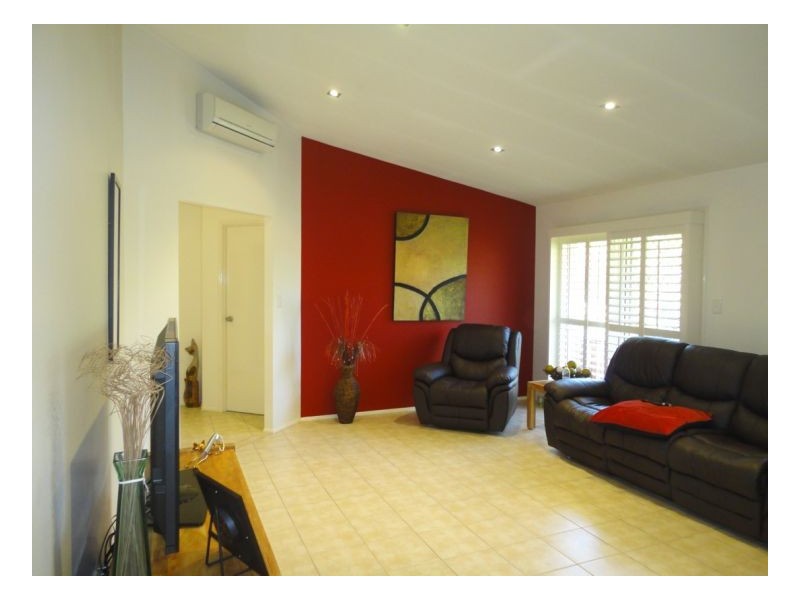 Seventeen Mile Rocks QLD 4073