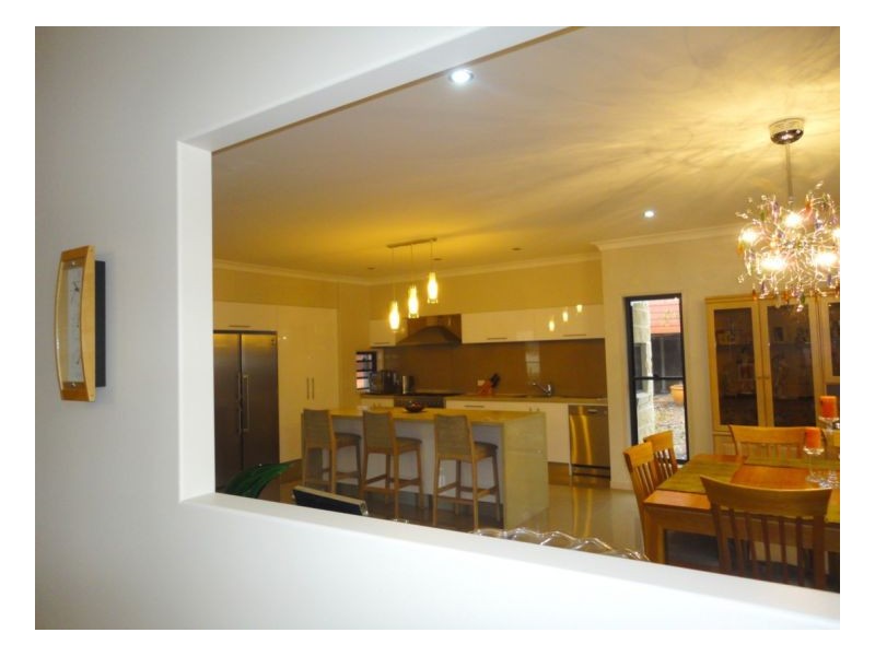 Seventeen Mile Rocks QLD 4073