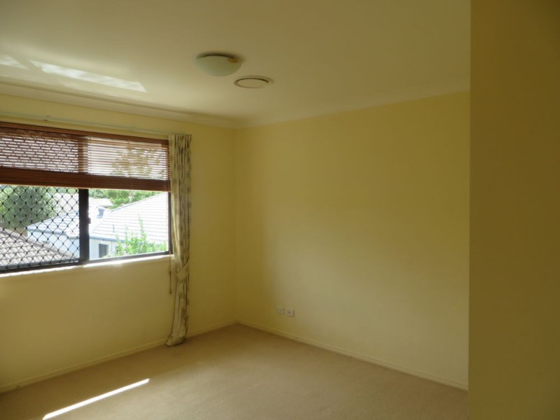 11 LAUREN COURT, Sinnamon Park QLD 4073