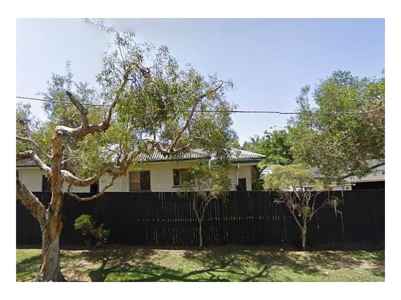 Oxley QLD 4075