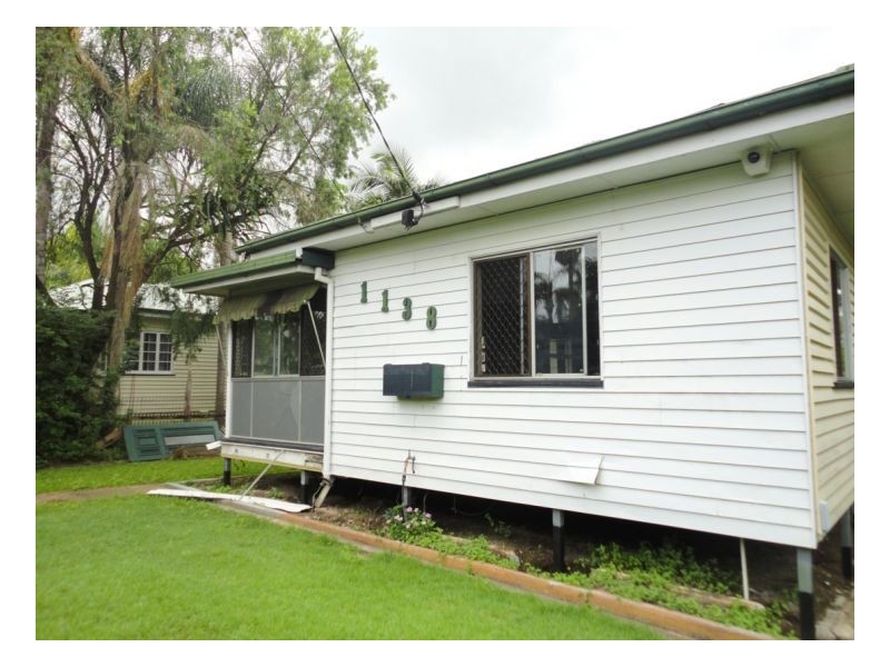 Oxley QLD 4075