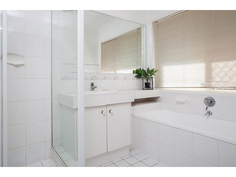 17 SETTLERS CIRCUIT, Forest Lake QLD 4078