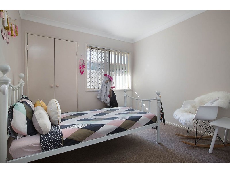 17 SETTLERS CIRCUIT, Forest Lake QLD 4078