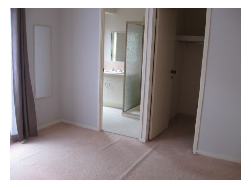 Sinnamon Park QLD 4073