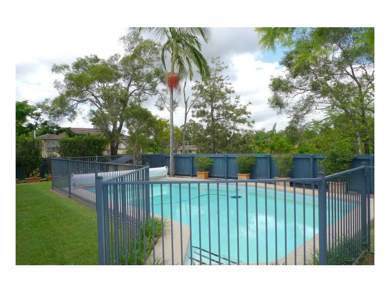 Jindalee QLD 4074