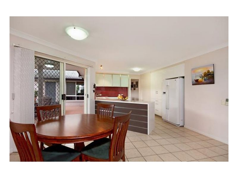 Sinnamon Park QLD 4073