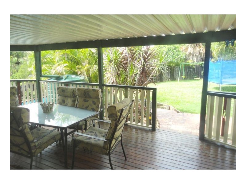 Jindalee QLD 4074