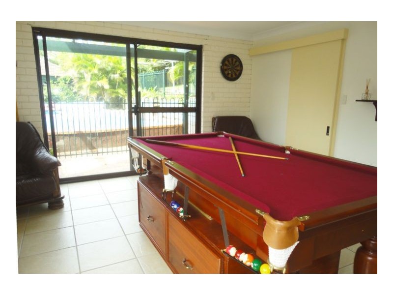 Jindalee QLD 4074