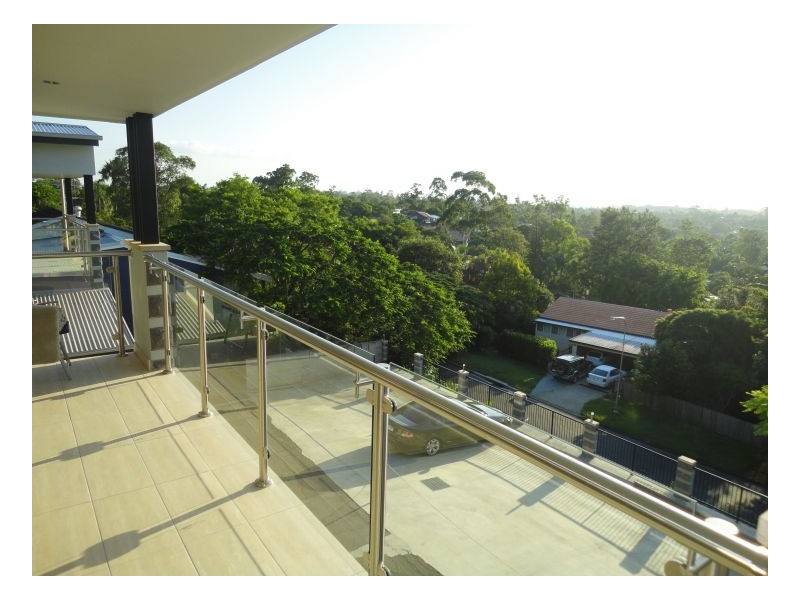 Jamboree Heights QLD 4074