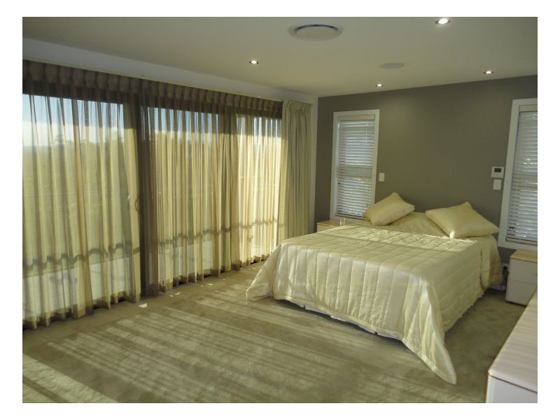 Jamboree Heights QLD 4074