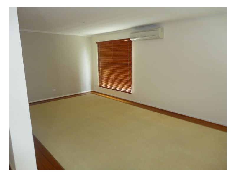 Sinnamon Park QLD 4073