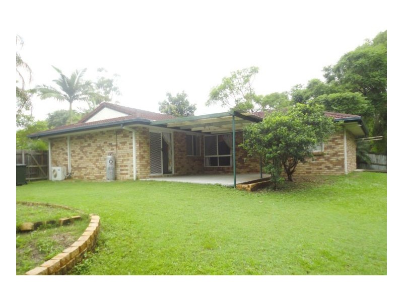 Seventeen Mile Rocks QLD 4073