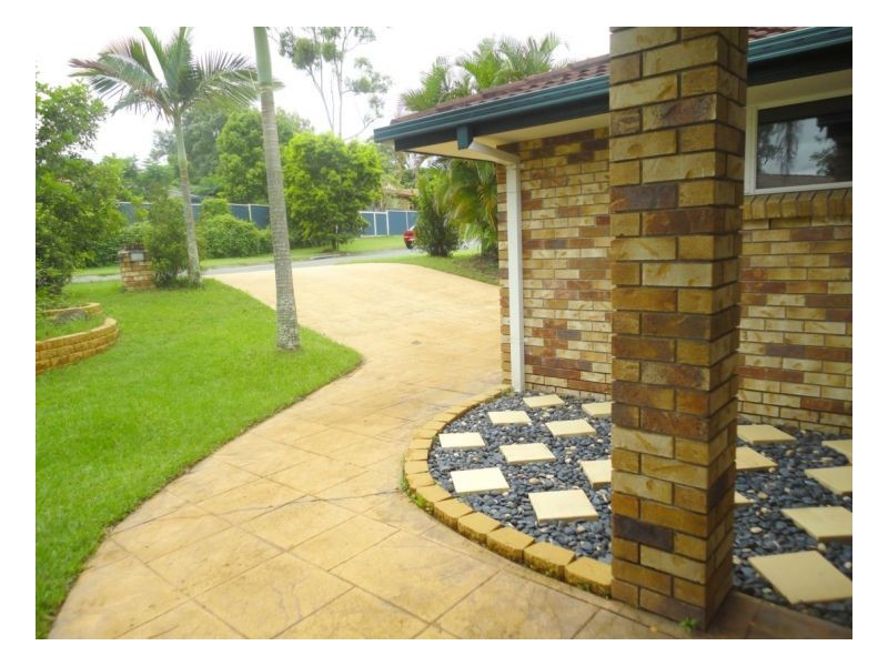 Seventeen Mile Rocks QLD 4073