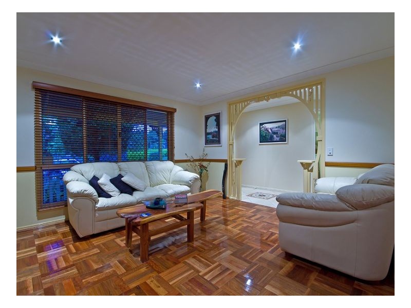 Sinnamon Park QLD 4073