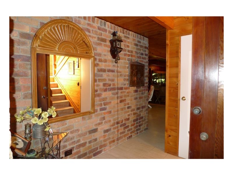 Mount Ommaney QLD 4074