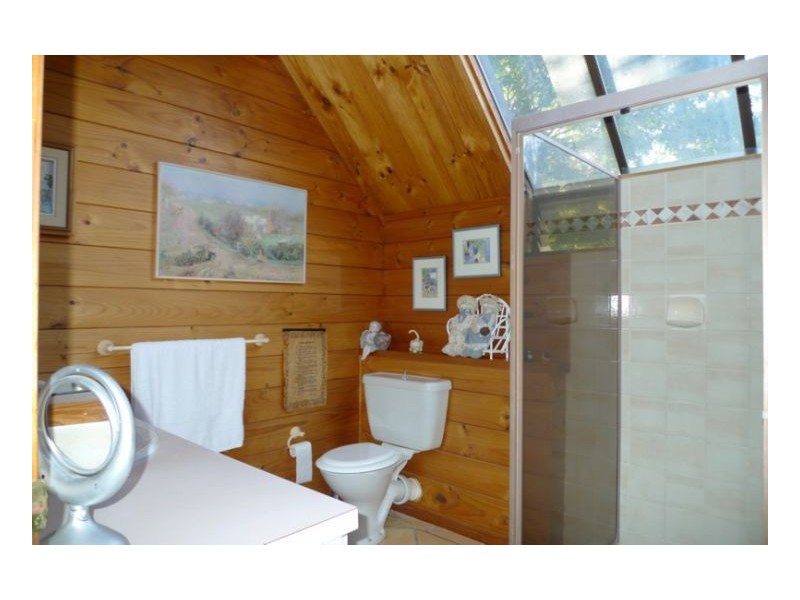 Mount Ommaney QLD 4074