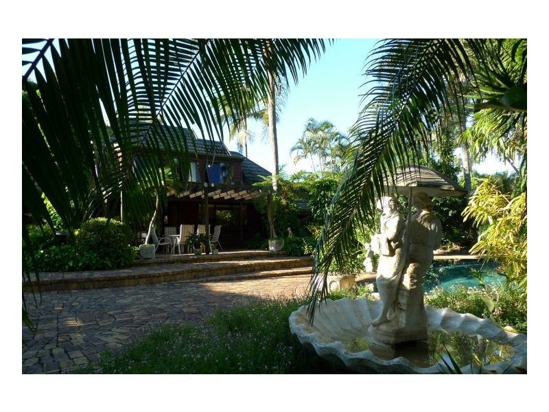 Mount Ommaney QLD 4074