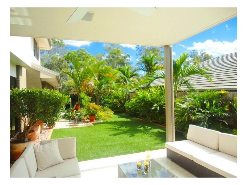 127 Edenbrooke Dv, Seventeen Mile Rocks QLD 4073