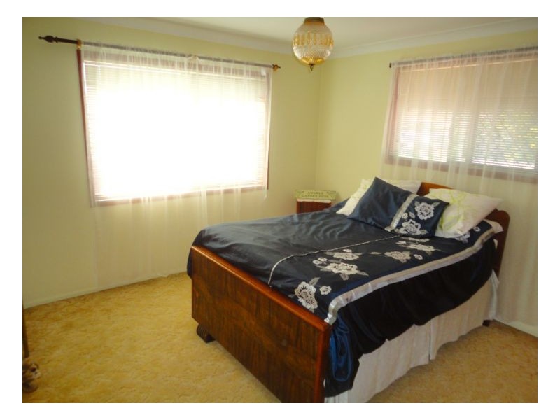 Jamboree Heights QLD 4074