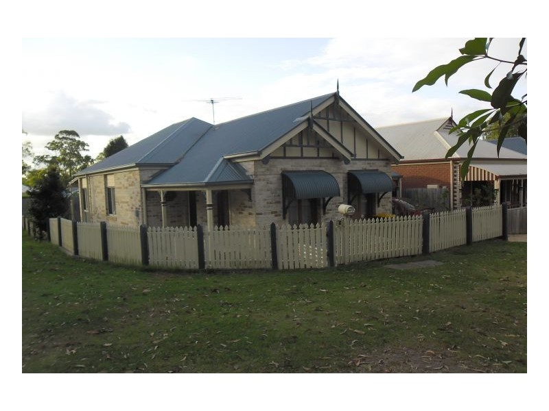 7 Tia Lane, Forest Lake QLD 4078