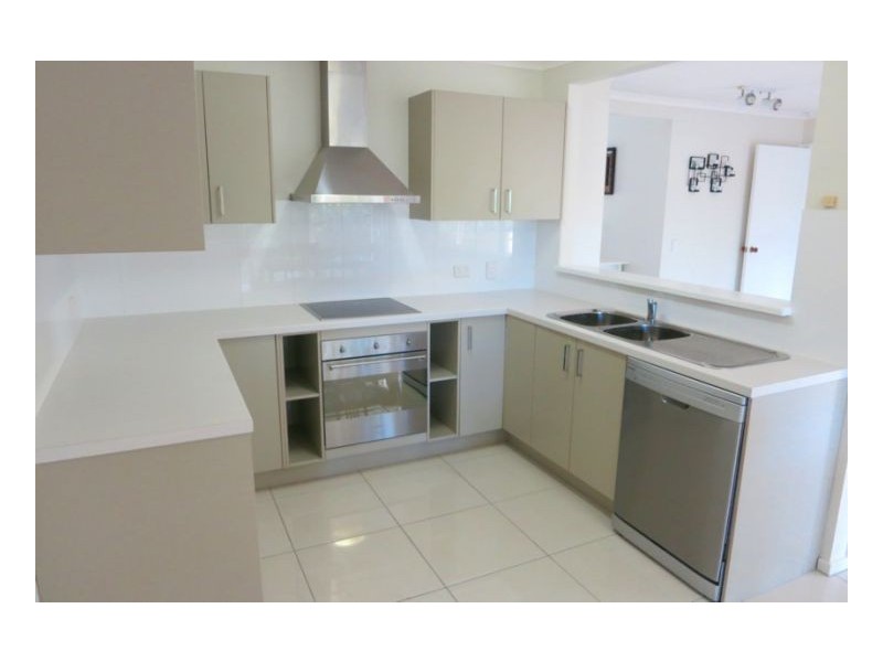 Sinnamon Park QLD 4073