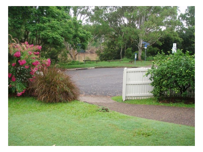 Jindalee QLD 4074