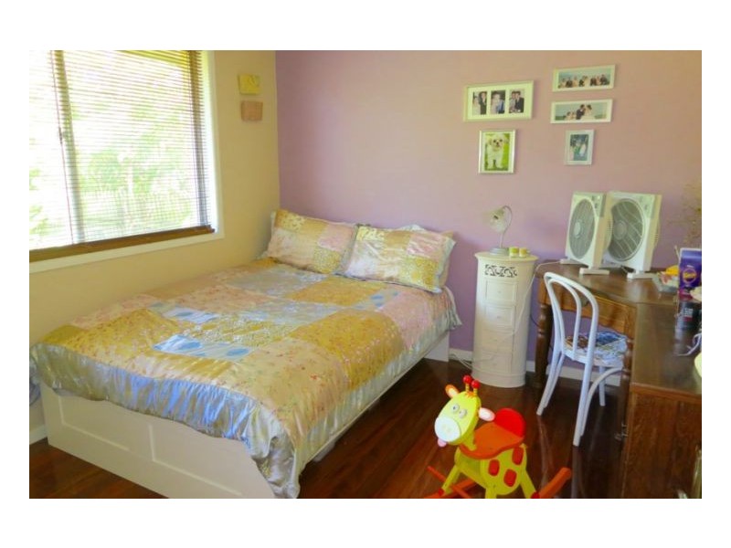 24 Bowline St, Jamboree Heights QLD 4074