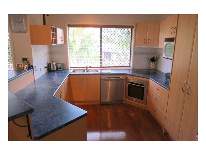 6 Patrol St, Jamboree Heights QLD 4074