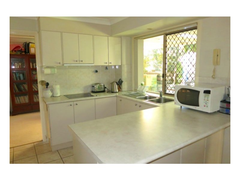 Mount Ommaney QLD 4074