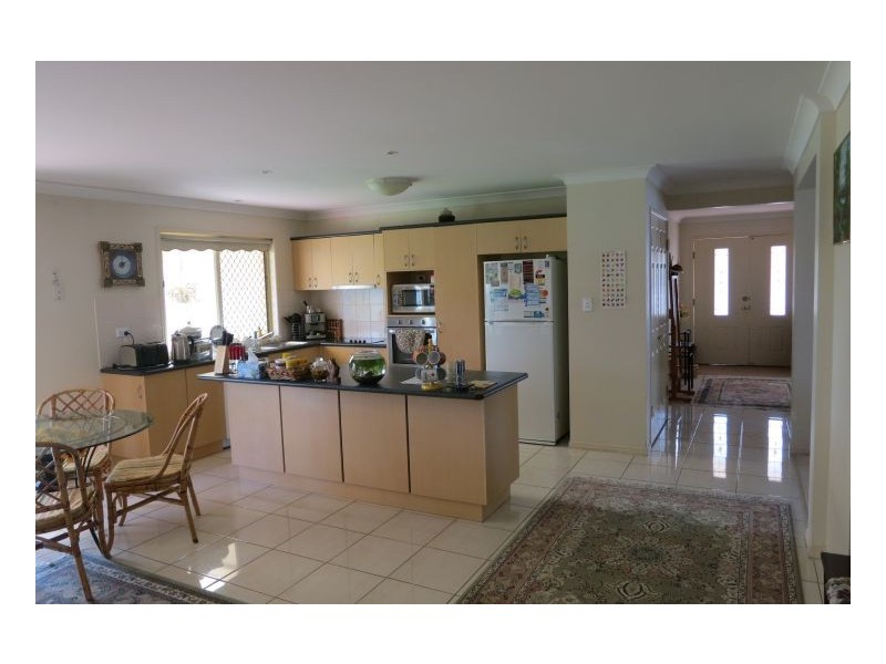 1 Randerson Street, Forest Lake QLD 4078