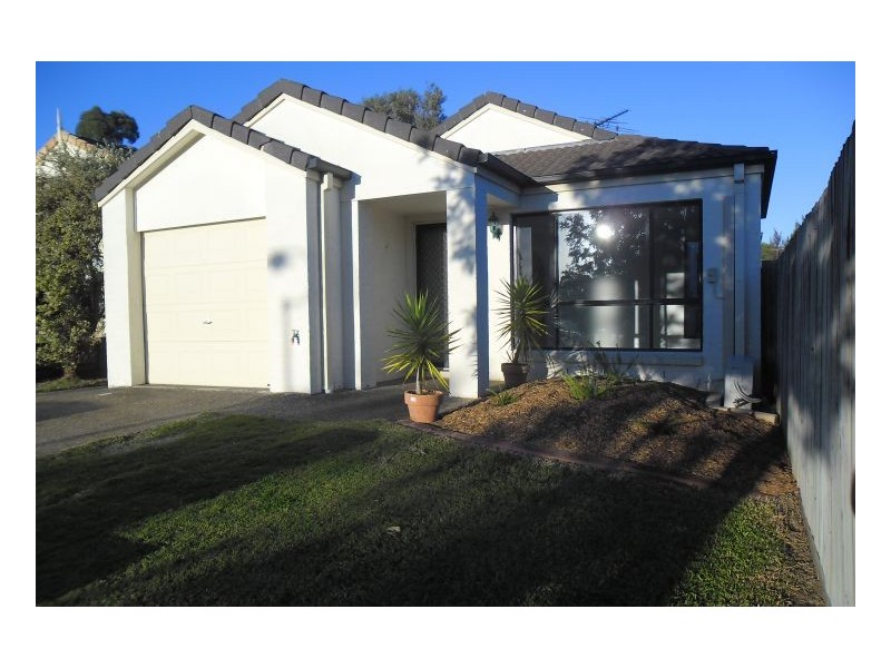 5 Badminton Court, Forest Lake QLD 4078