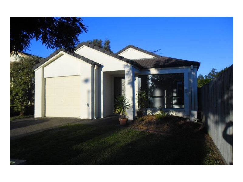 5 Badminton Court, Forest Lake QLD 4078