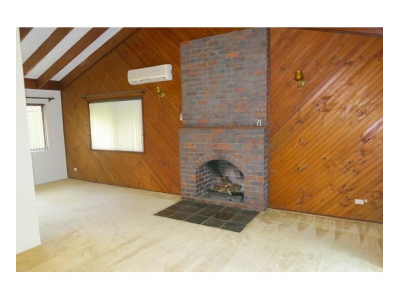 61 Tanglewood St, Middle Park QLD 4074