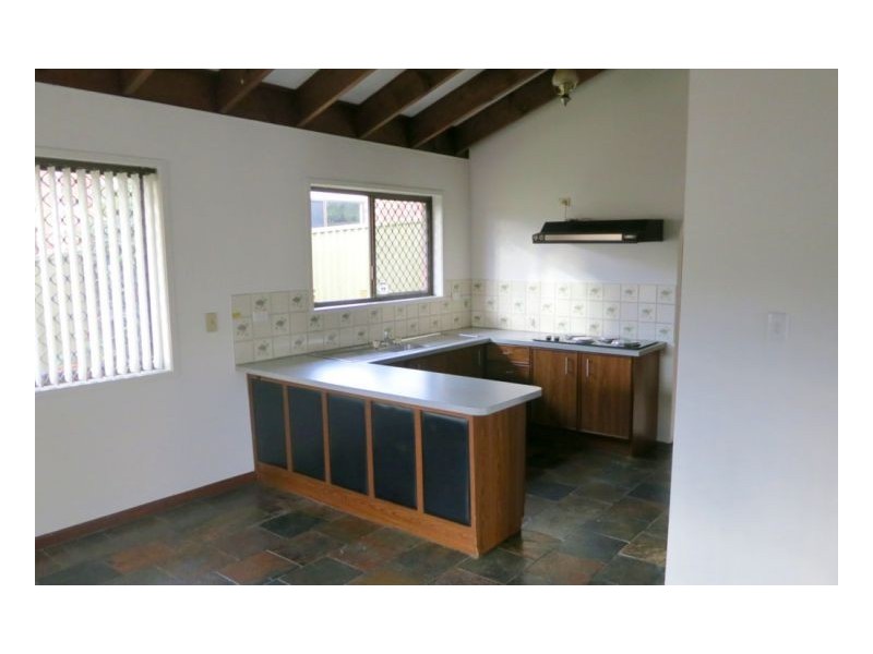 61 Tanglewood St, Middle Park QLD 4074