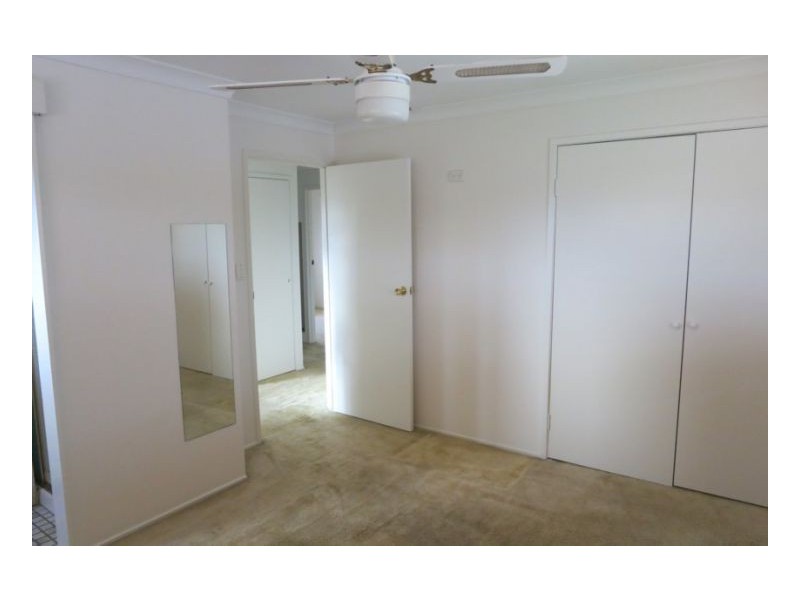 61 Tanglewood St, Middle Park QLD 4074