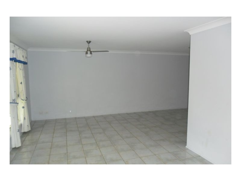 5 Jacksonia Drive, Seventeen Mile Rocks QLD 4073