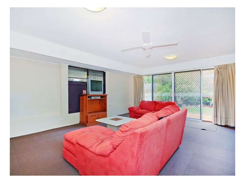 Jindalee QLD 4074