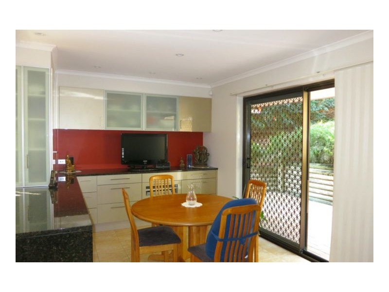 124 Arrabri Ave, Mount Ommaney QLD 4074