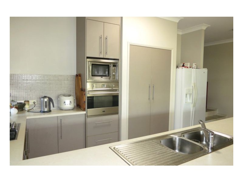 Sinnamon Park QLD 4073