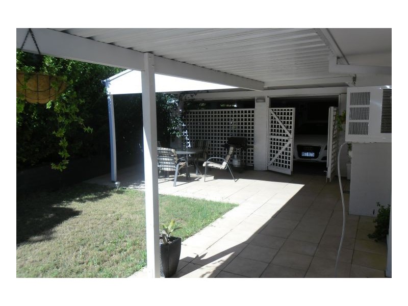 20 Northbrook Street, Sinnamon Park QLD 4073