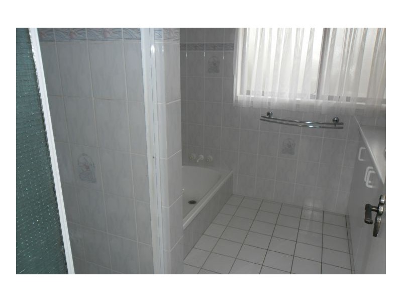 Jindalee QLD 4074