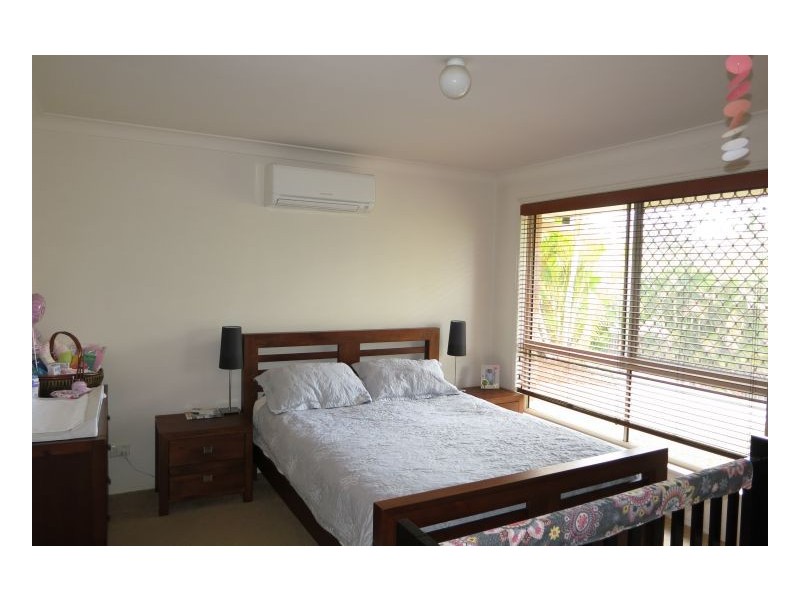 Seventeen Mile Rocks QLD 4073