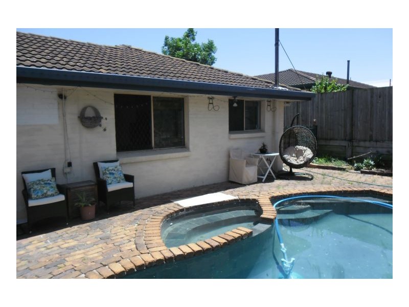 Jamboree Heights QLD 4074