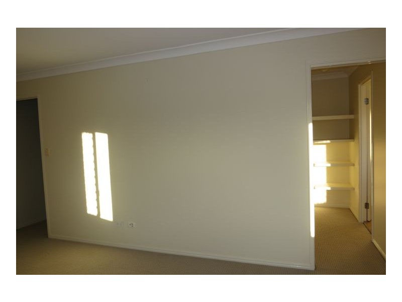 Seventeen Mile Rocks QLD 4073